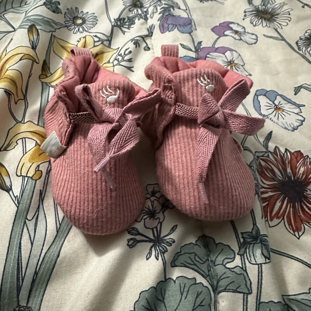 BearPaw Kids Boots in Soft Pink